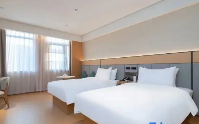 Nanjing Hotel (Ganzhou University Town)
