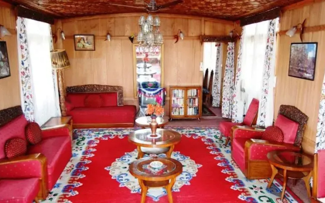 Howrah Houseboat