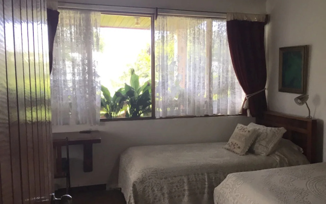 Chalet Nicholas B&B Costa Rica