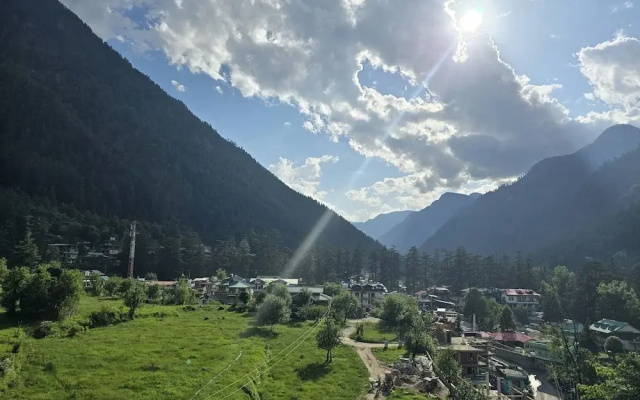 The Hillside Kasol