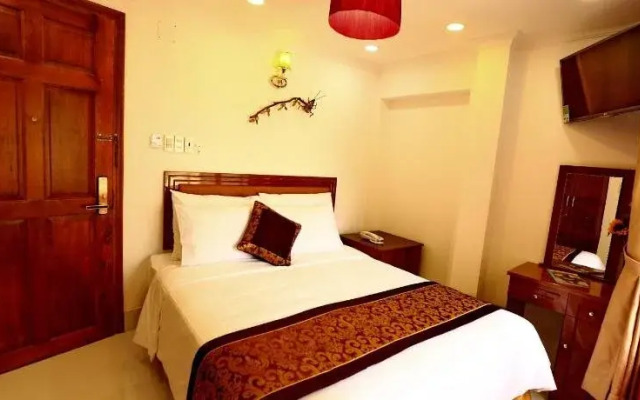 Nest Hotel