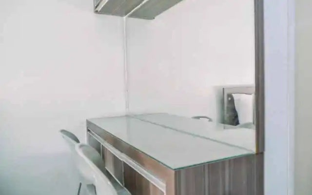 Simple and Homey Studio at Serpong Greenview Apartment By Travelio