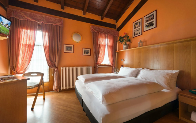 Hotel Astra