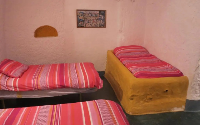Casa Cueva Lopera