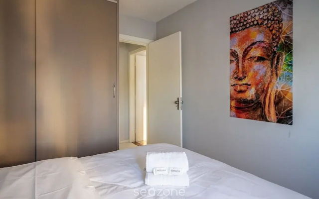 2BR apt 150m Beach Balneario Camboriu Esd143