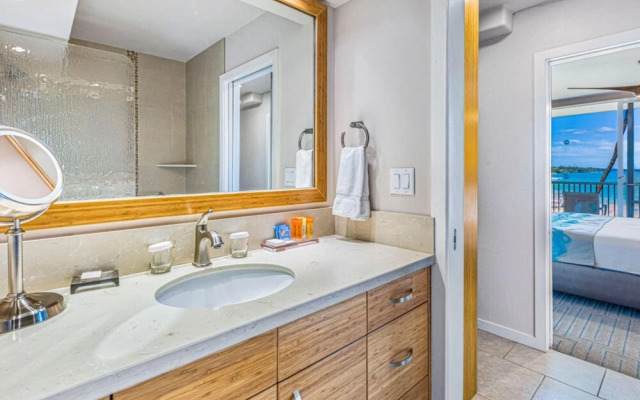 Mana Kai #307 by Coldwell Banker Island
