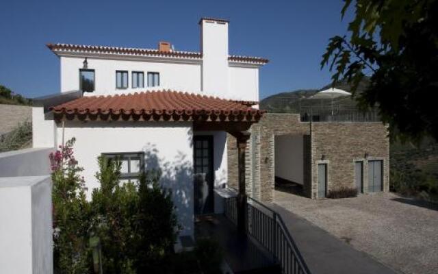 Отель Quinta Da Marka Саброза вид на фасад