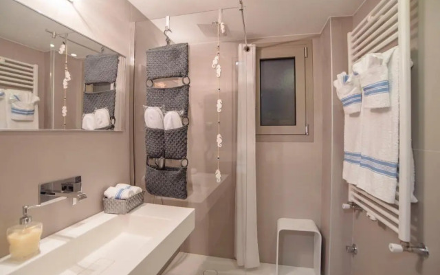 Eftopia Beachfront 2-bedrooms apartment