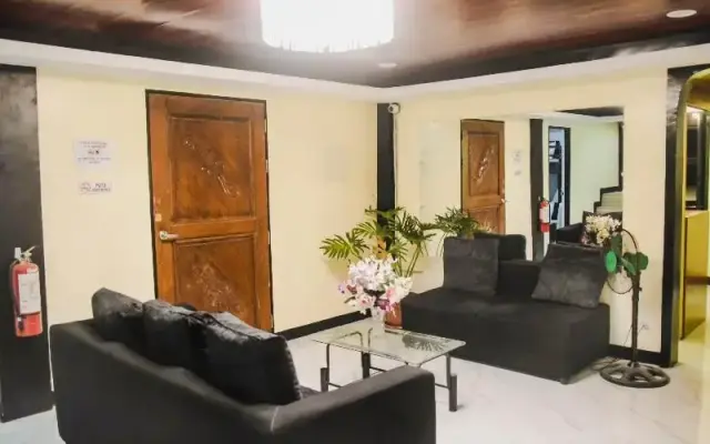Reddoorz @ Gabz K Travellers Inn Sorsogon City