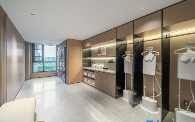 JI Hotel (Hangzhou Xiaoshan MixC)