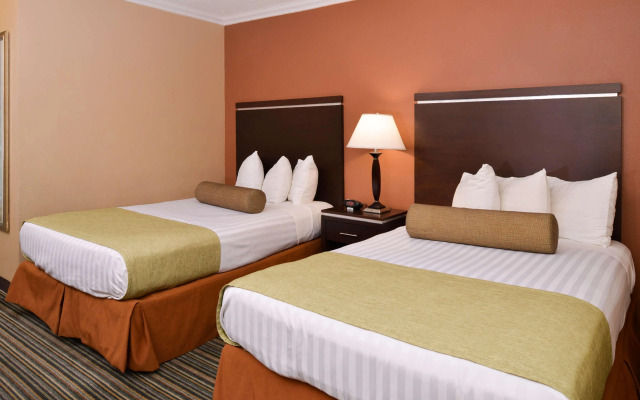 Best Western Courtesy Hotel - Anaheim Resort Amusement Park