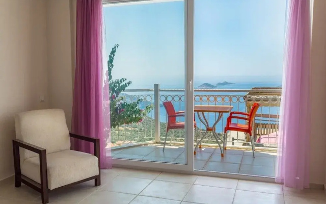 Villa Fusya by Lycia Collections