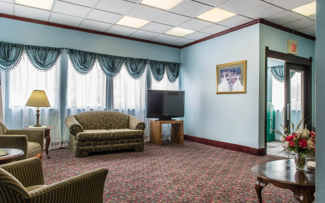 Rodeway Inn Brookville