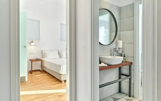 Magoo Suites
