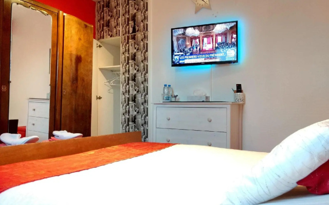 B&B MycolorHouse