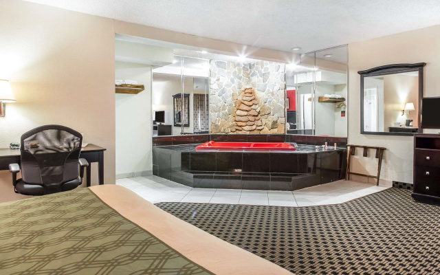 Econo Lodge West Haven
