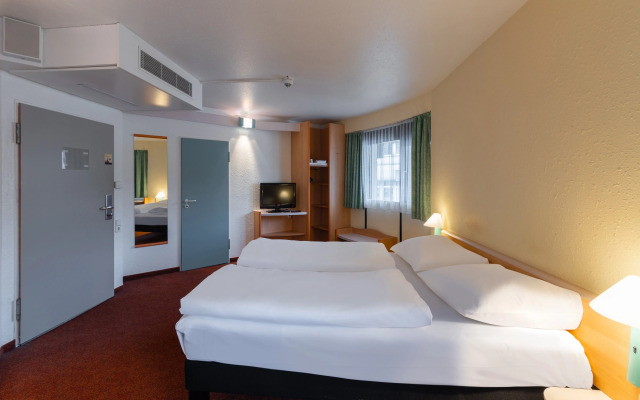 B&B HOTEL Wuppertal-City