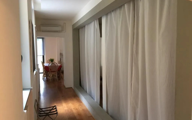 Florence Garden Apartment