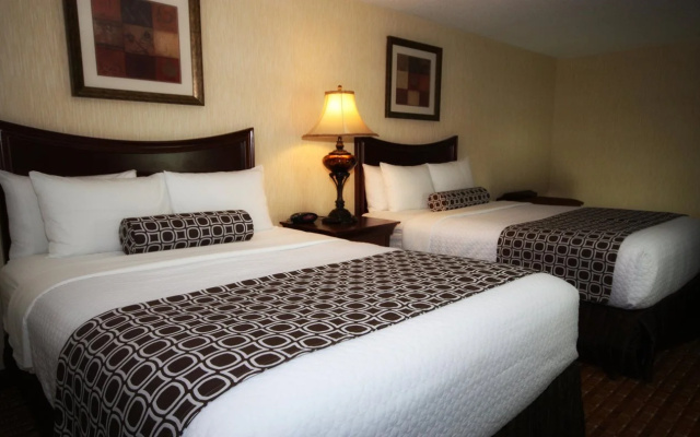 Crowne Plaza Hotel Chicago-Northbrook