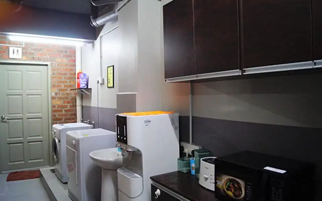 Bricks backpackers Hostel