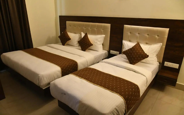 Advaitha Residency (Unmarried Couples not allowed)