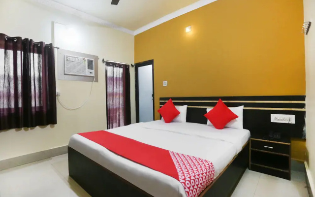 Hotel Trishakti by OYO Rooms