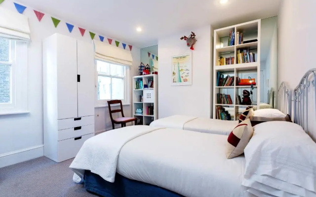 Veeve - A Kensington Mews