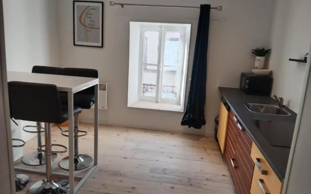 Pounette, appartement T2, centre thermes Luxeuil