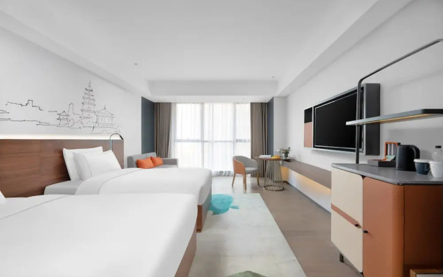 UrCove by Hyatt Xi'an High-Tech MixC, near Bell Tower & Ancient Pottery Troops