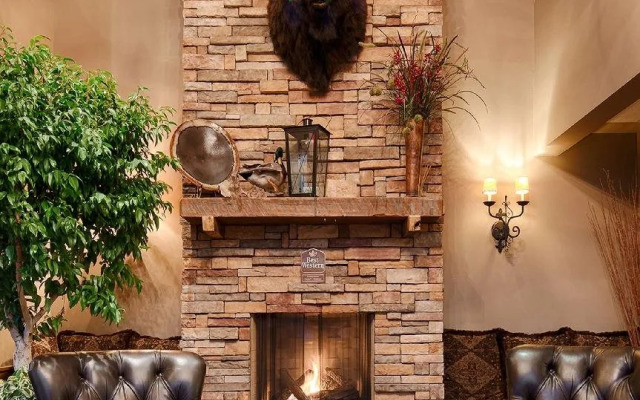 Best Western Plus Clocktower Inn