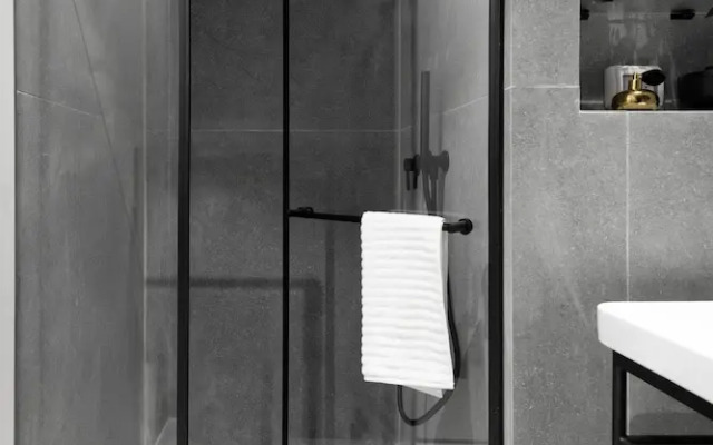 Apartment Quartz 3BR Jaffa Hasidei Haumot Y7