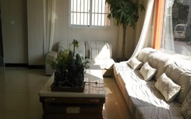 Tonghe Express Hotel