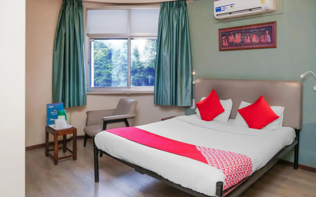 Collection O 80421 Hotel Pearl