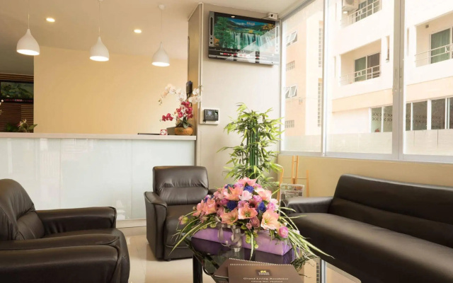 Grand Living Residence