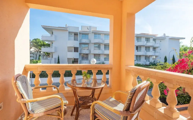 Terrace Views & Coastal Comfort