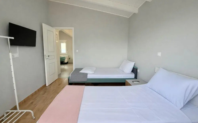 Nireos Coast Evia - Panoramic Seaview Gem