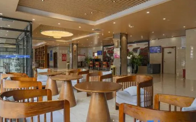 Qian Yuan Hotel
