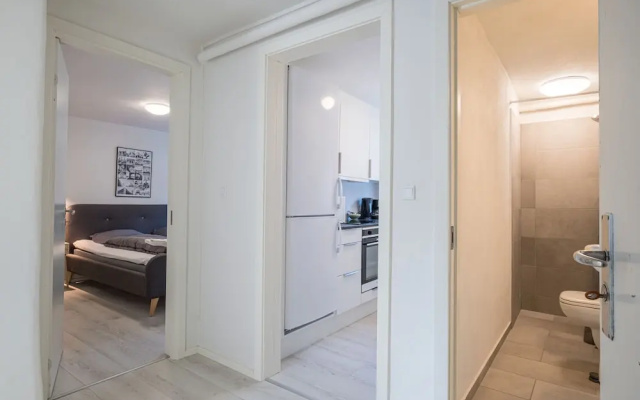 Newly Renovated 1-bed Apartment in Aalborg
