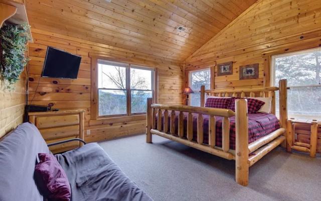 Moonlight Lodge by Jackson Mountain Rentals