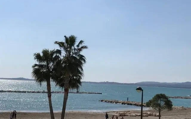 Sea view luxury apartment