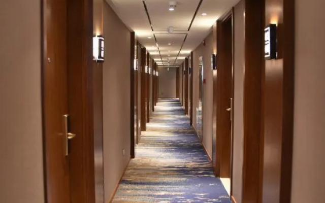 Yitel Hotel-Beijing Shangdi Qinghe High-speed RailwayStation