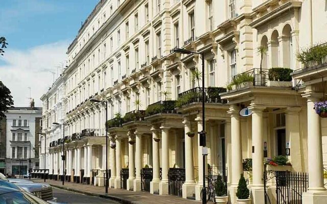 Umi Hotel Bayswater вид на фасад