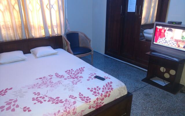 Отель Friendly Guest House комната для гостей