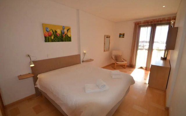Vilamoura apartment garden access 013