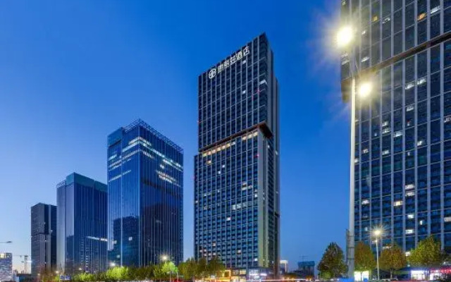 PALACE HOTELS ((hengzhou High Speed Rail East Station Branch)