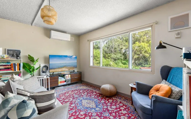 Cosy Sydenham 1-bed by Inner-west's Attractions