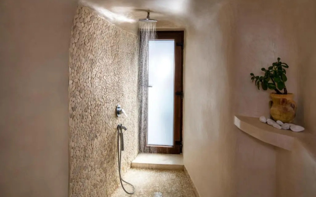 Aegean Mist Luxury Suites