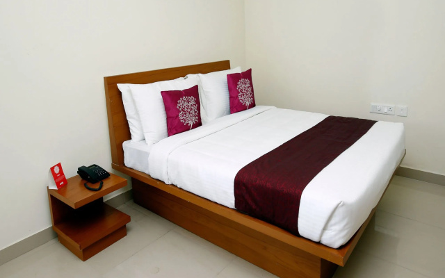 OYO Flagship 10051 Hotel Tyche Stays