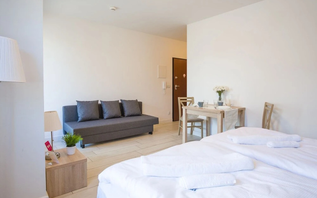 VacationClub - Aquamarina Apartments
