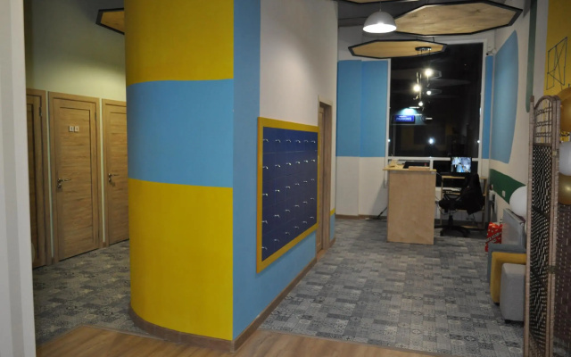 Hostel S size